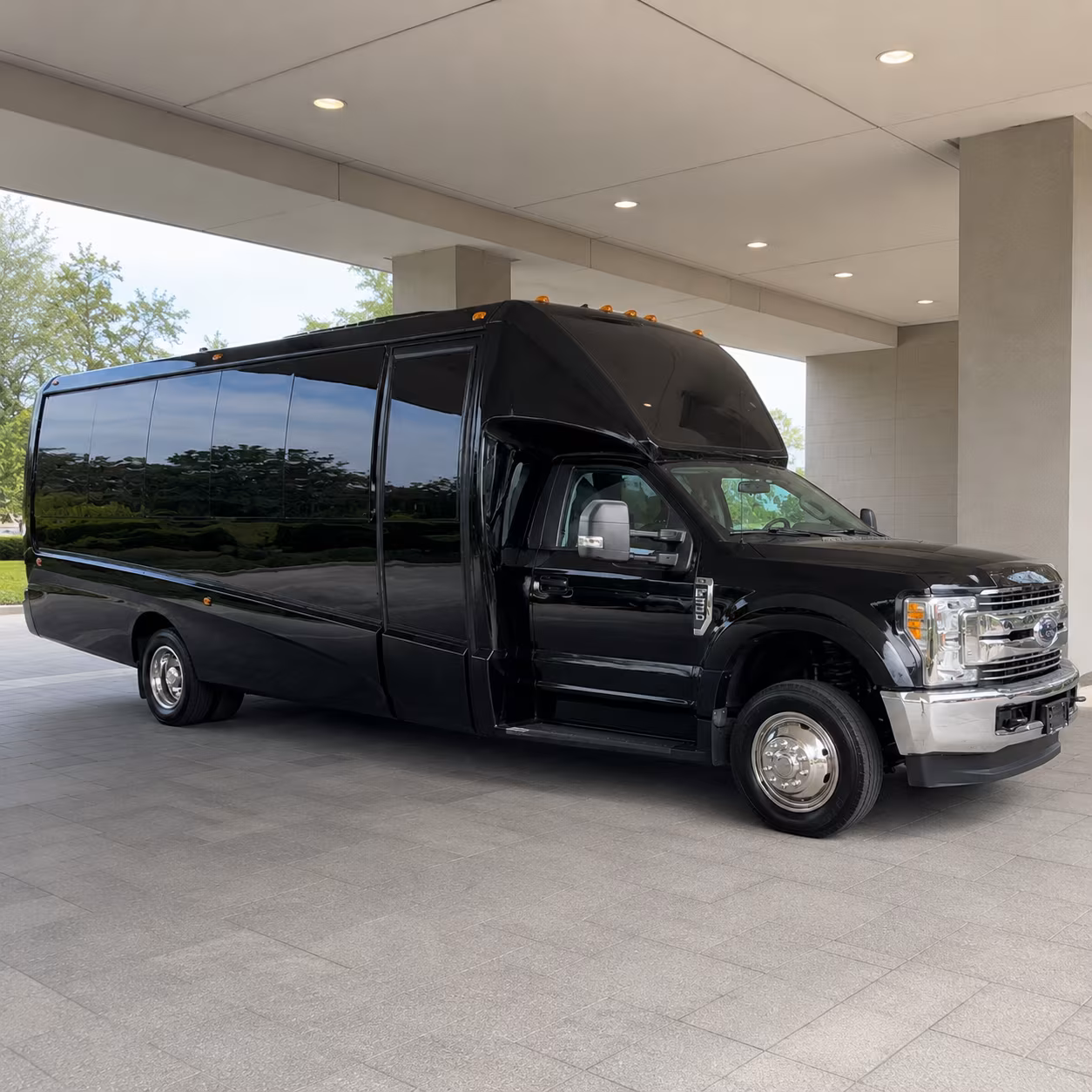 new braunfels bring your friends together with new braunfels prom bus rentals