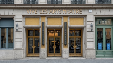 vive les arts theatre